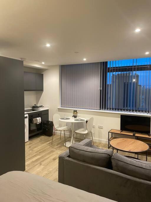 Stylish Flat In Old Trafford Apartment Manchester Exterior photo